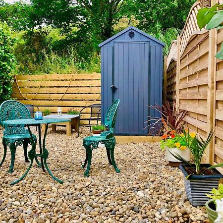 Knocker Cottage Is A 3 Bedroom Made Up Of 1 Double Bedroom And 2 Small Double Bedrooms In Small Village 10 Min To Beaches Кембърн Екстериор снимка