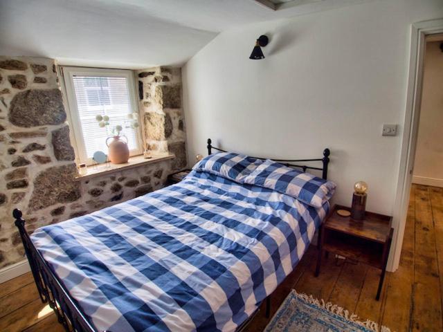 Knocker Cottage Is A 3 Bedroom Made Up Of 1 Double Bedroom And 2 Small Double Bedrooms In Small Village 10 Min To Beaches Кембърн Екстериор снимка