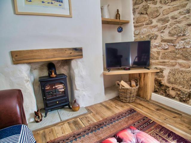 Knocker Cottage Is A 3 Bedroom Made Up Of 1 Double Bedroom And 2 Small Double Bedrooms In Small Village 10 Min To Beaches Кембърн Екстериор снимка