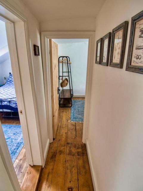 Knocker Cottage Is A 3 Bedroom Made Up Of 1 Double Bedroom And 2 Small Double Bedrooms In Small Village 10 Min To Beaches Кембърн Екстериор снимка